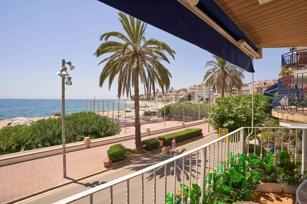 Apartamento Primera Linea De Mar Con Espectaculares Vistas Apartman Sant Pol de Mar Kültér fotó